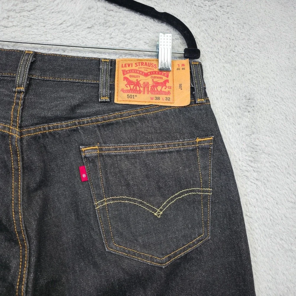 Levis 501 Jeans Mens 38x32‎ Black Straight Original Fit Button Fly Denim 36x28